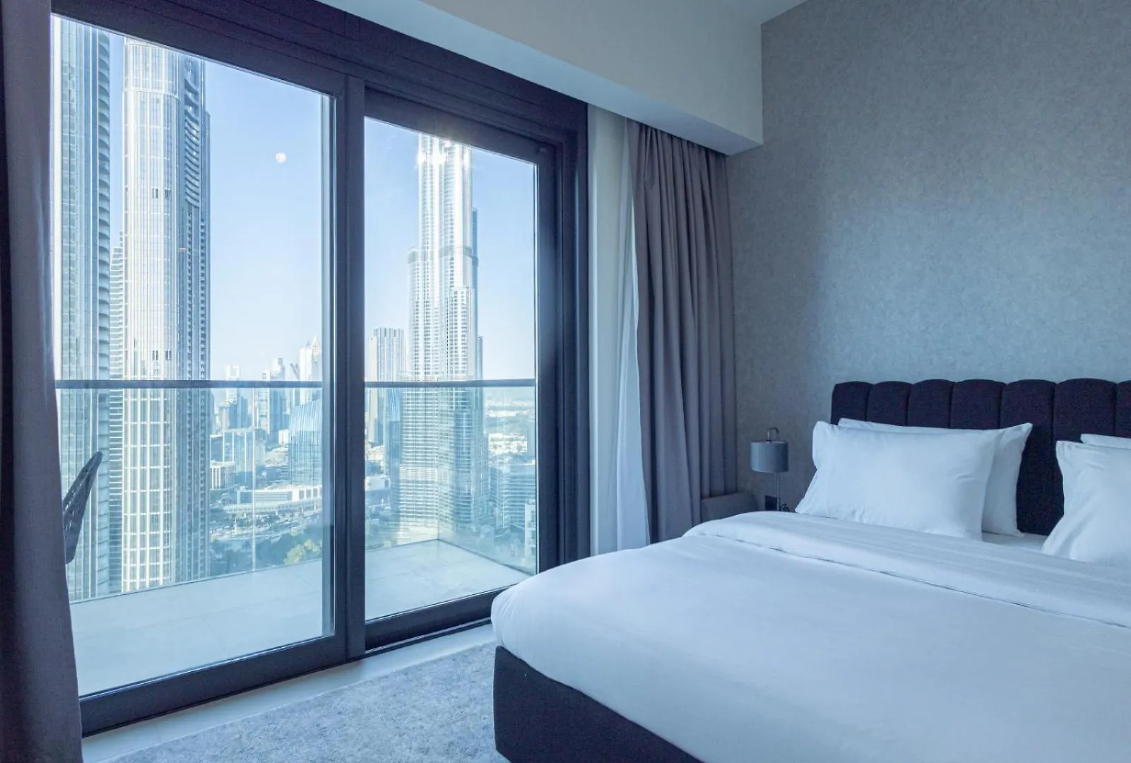 Mh - Act Tower - Downtown - Burj View 3Bhk -Ref4008 Apartamento Dubai