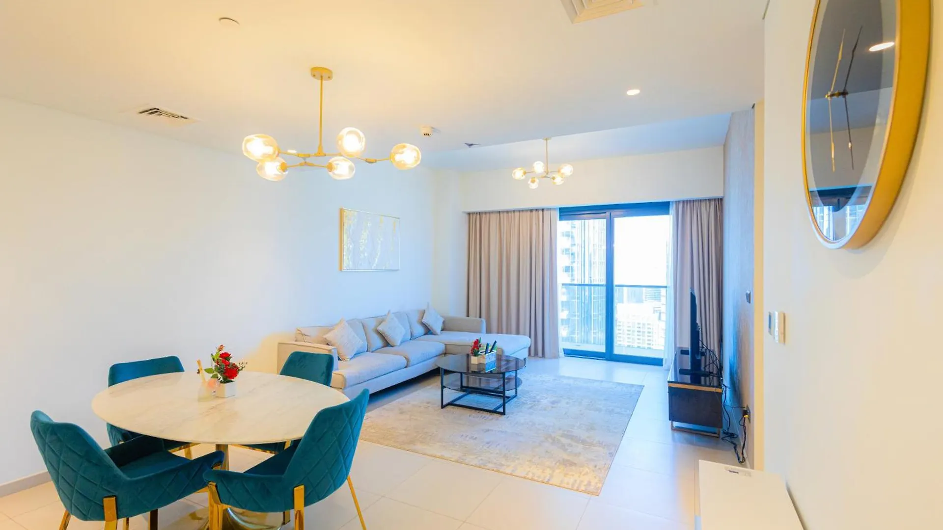 Mh - Act Tower - Downtown - Burj View 3Bhk -Ref4008 Apartamento Dubai