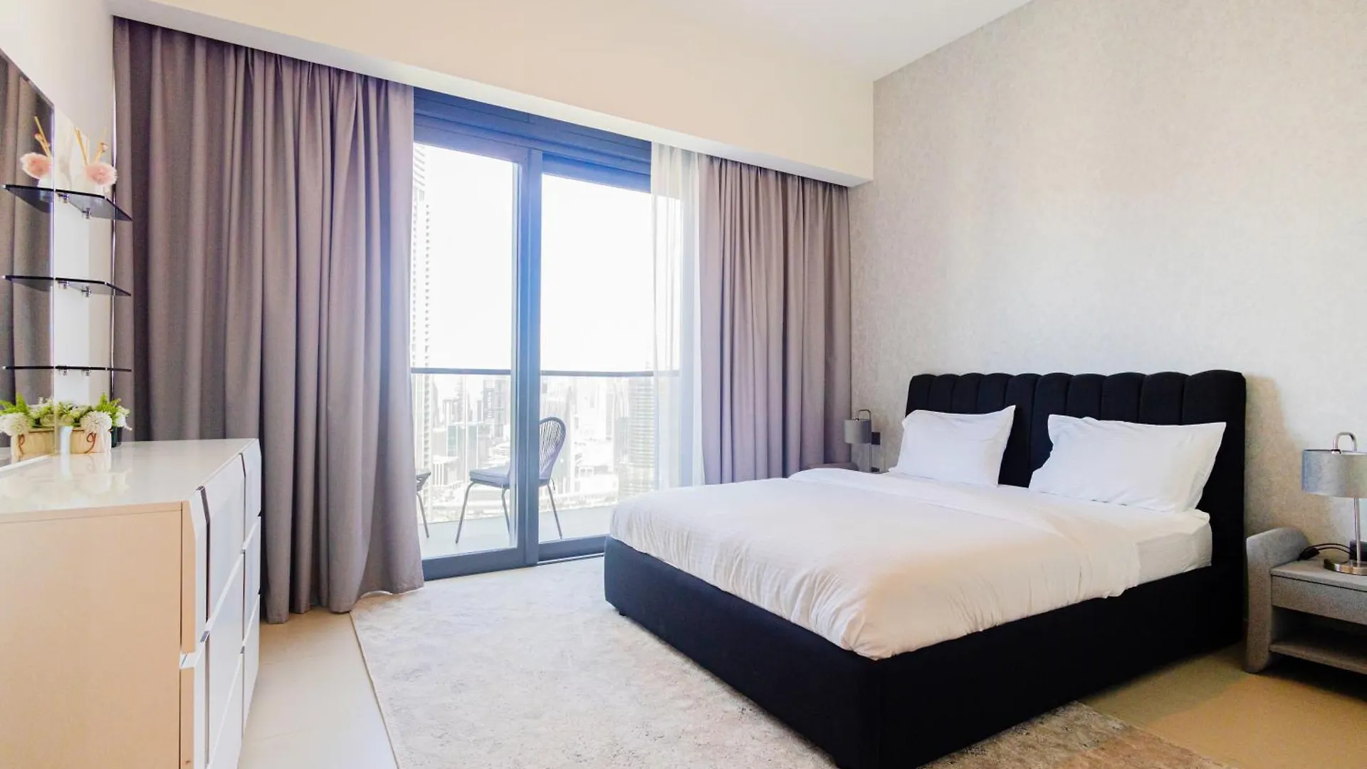 Apartmán Mh - Act Tower - Downtown - Burj View 3Bhk -Ref4008 Dubaj 0*,  Spojené arabské emiráty